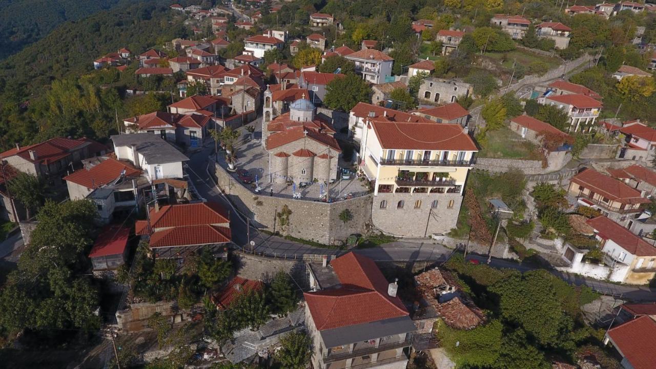 Hotel Isaraiko Spiti Agia Theodora Isaris Exterior photo